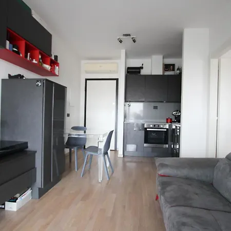 Daire Loft Chic Con Rooftop E Parcheggio Privato A 2 Minuti Dalla Metro A *