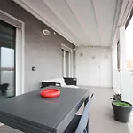 Loft Chic Con Rooftop E Parcheggio Privato A 2 Minuti Dalla Metro A רומא